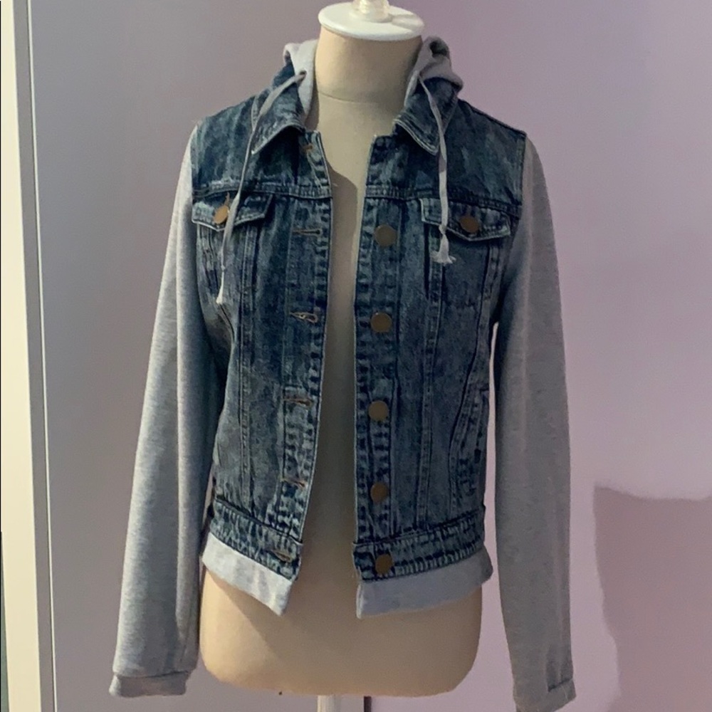 NWOT jean jacket sweatshirt hoodie